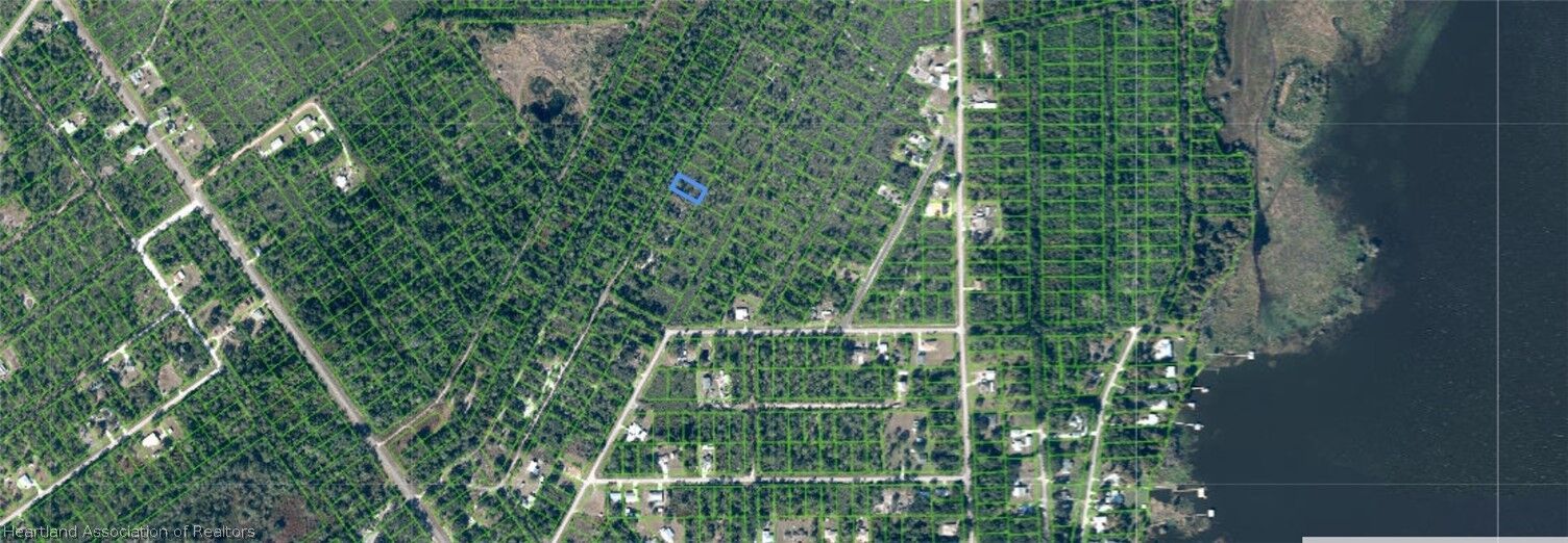 Property Photo:  1417 Rutledge Avenue  FL 33852 