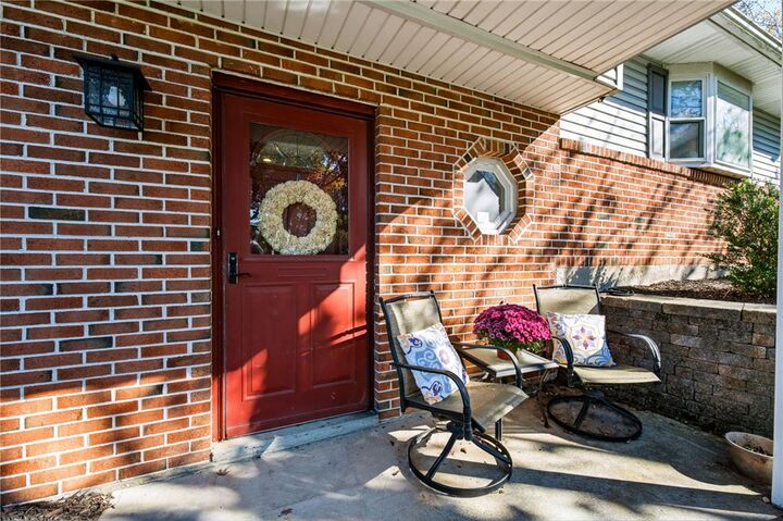 Property Photo: 462 Larch Lane PA 18064