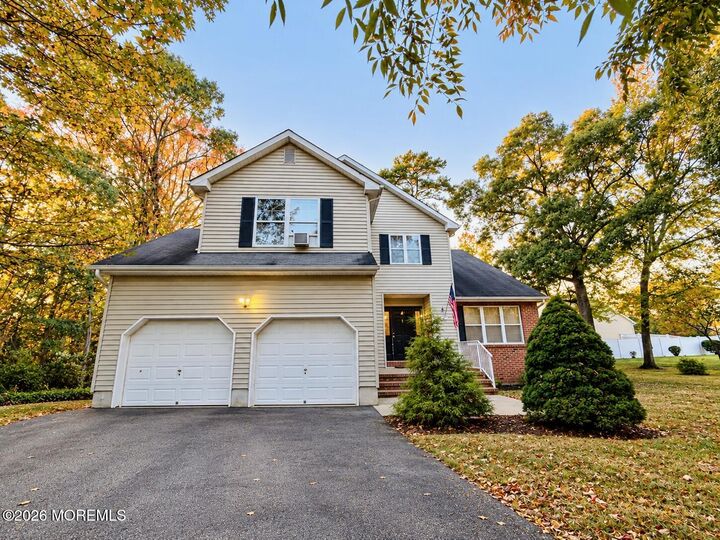 Property Photo:  4 Adrianna Court  NJ 08721 