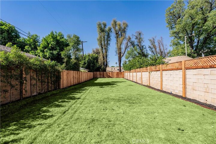 Property Photo: 5155 Costello Avenue CA 91423