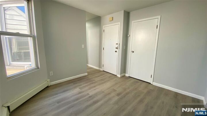 Property Photo:  41 Halstead Street 2L  NJ 07032 