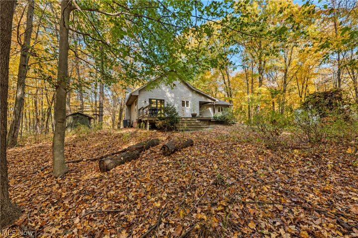 Property Photo: 6620 Silica Road OH 44515