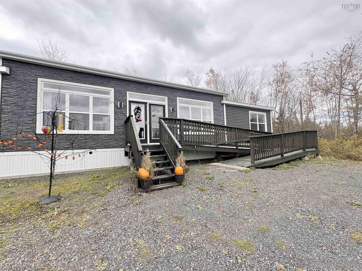 Property Photo:  6106 4 Highway  NS B2H 5C4 
