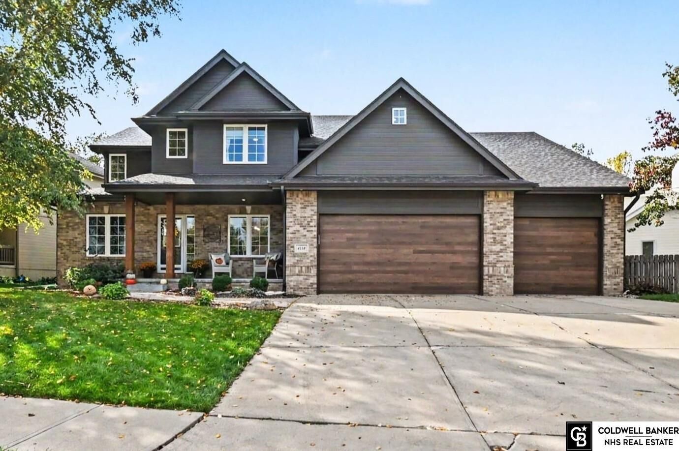 Property Photo:  4210 S 174th Avenue  NE 68135 