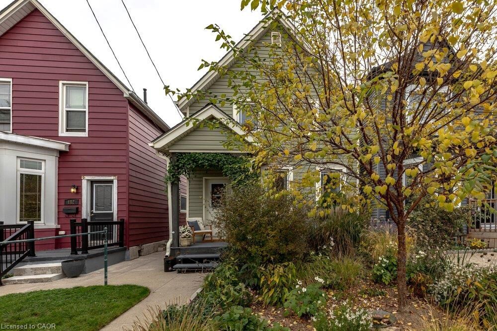 Property Photo:  110 Chestnut Avenue  ON L8L 6K9 