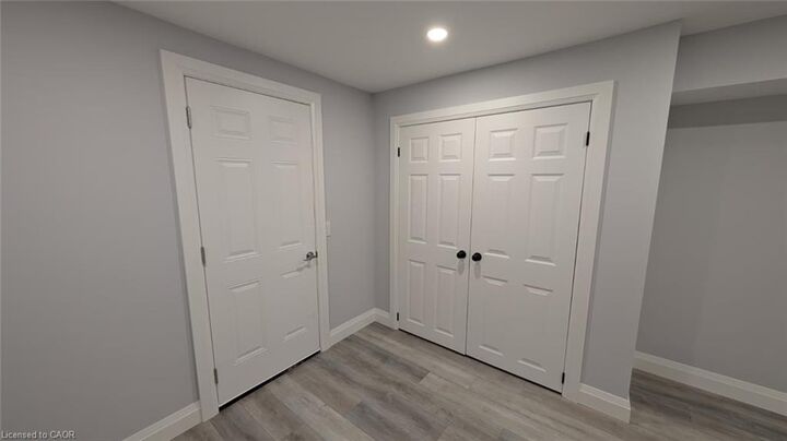 Property Photo:  137 Chaumont Drive  ON L8J 0J6 