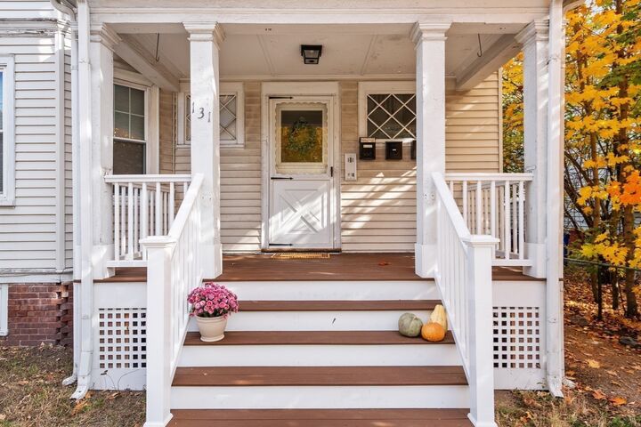 Property Photo:  131 Warren Street 2  MA 02476 