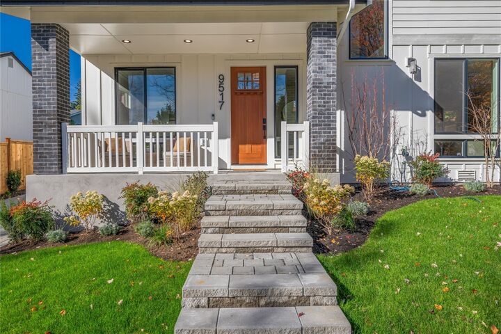 Property Photo:  9517  117th Place NE  WA 98033 