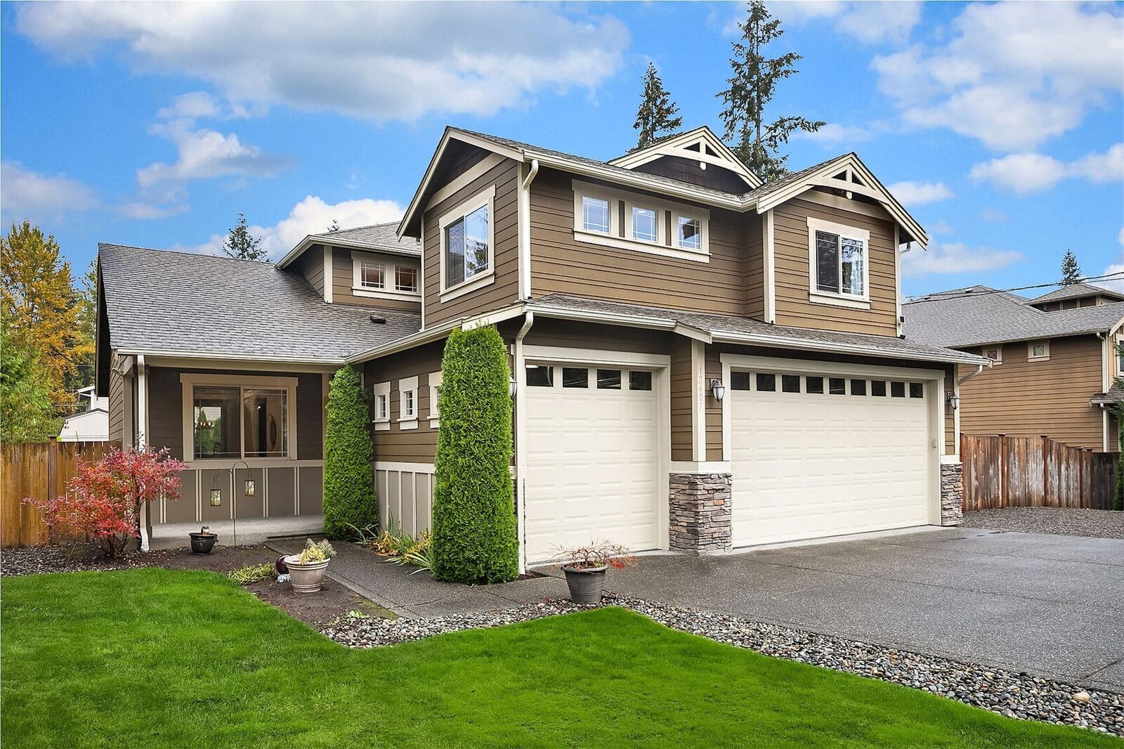 Property Photo:  12607  219th Place SE  WA 98296 