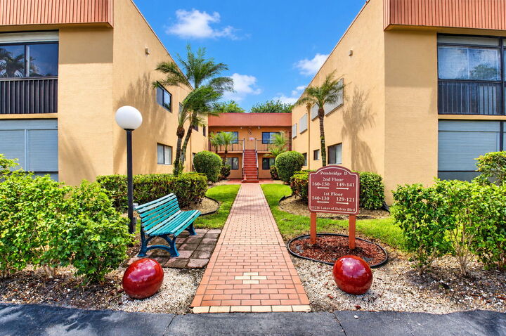 Property Photo:  15216 Lakes Of Delray Boulevard 155  FL 33484 