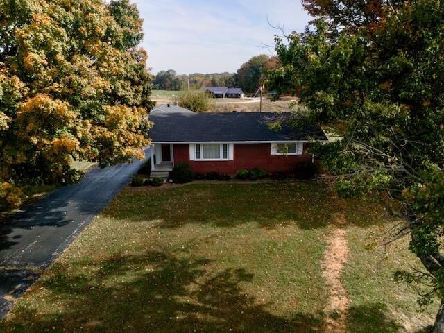 Property Photo:  7206 Smiths Grove Scottsville Road  KY 42171 