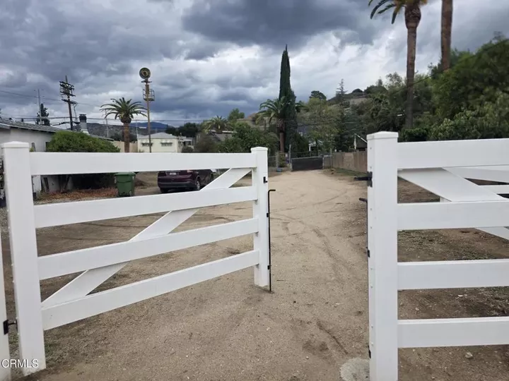 Property Photo: 9735 Wheatland Avenue CA 91040