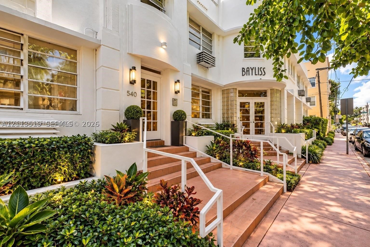 Property Photo:  500 14th St 101  FL 33139 