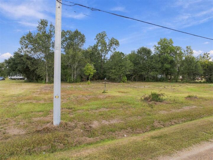 Property Photo: 506 W 1st Street W LA 70647