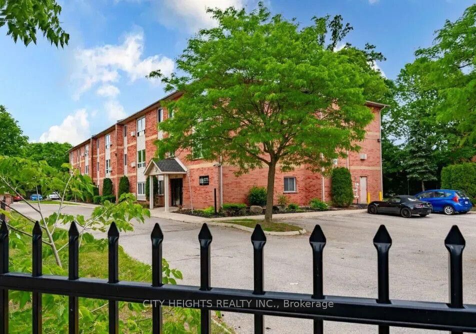 Property Photo:  1275 Bentley Drive 106  ON N5V 4M4 
