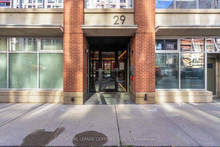 Property Photo:  29 Camden Street 603  ON M5V 3N3 