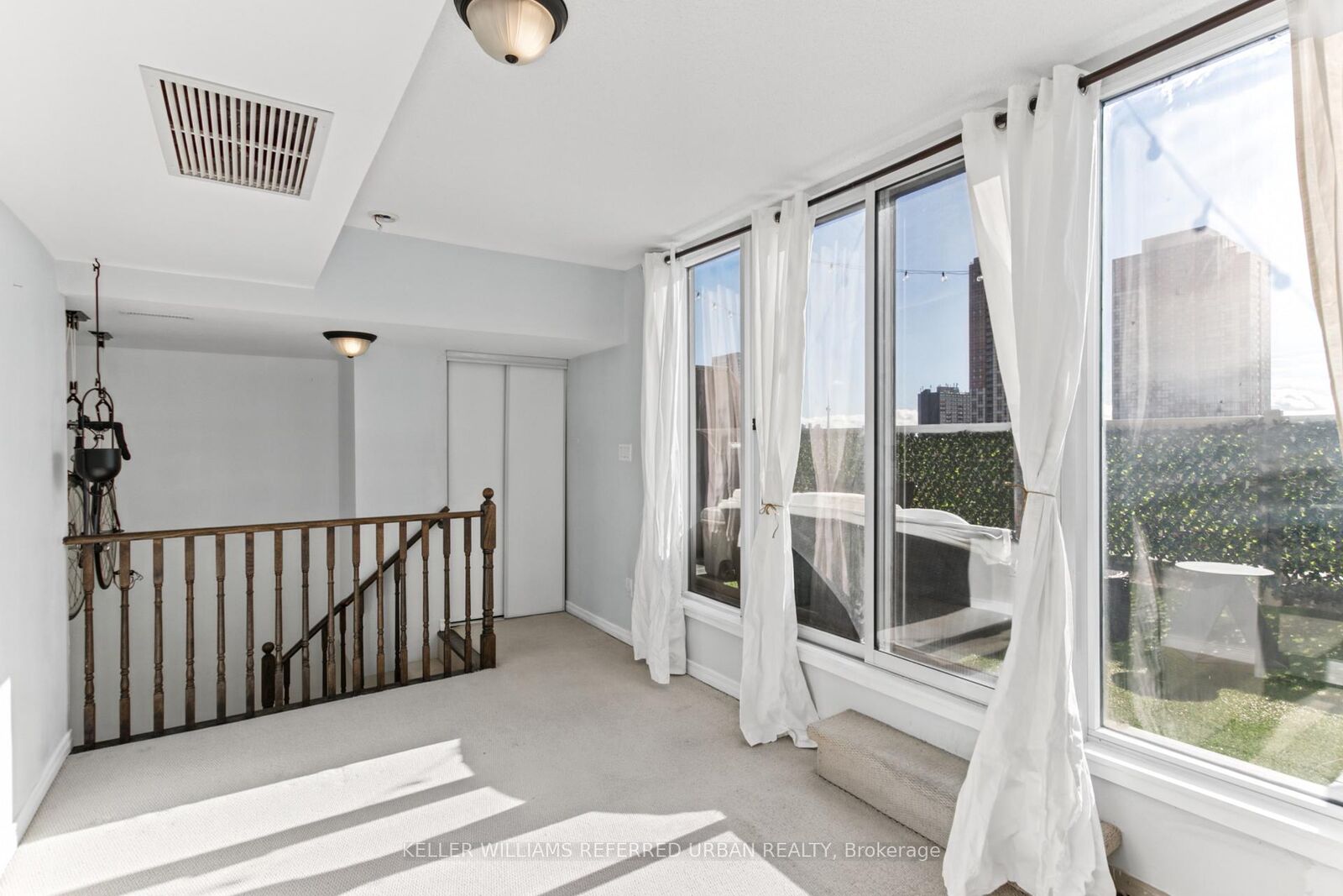 Property Photo:  20 Foundry Avenue 209  ON M6H 4L1 