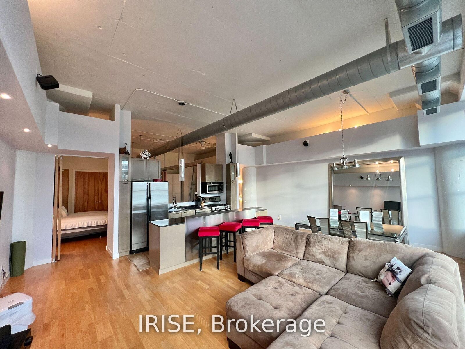 Property Photo:  155 Dalhousie Street W 713  ON M5B 2P7 