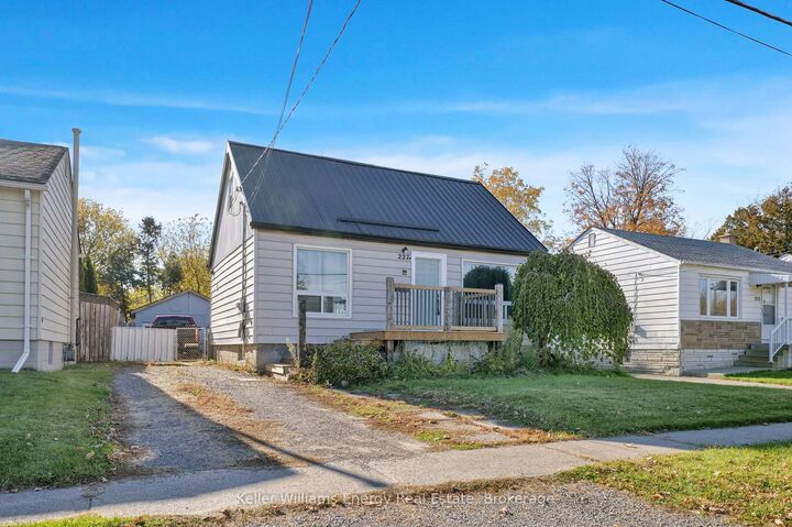 Property Photo:  227 Marquette Avenue  ON L1J 1W3 