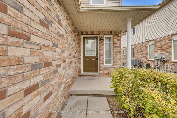 Property Photo:  105 Bard Boulevard 14  ON N1L 0E2 