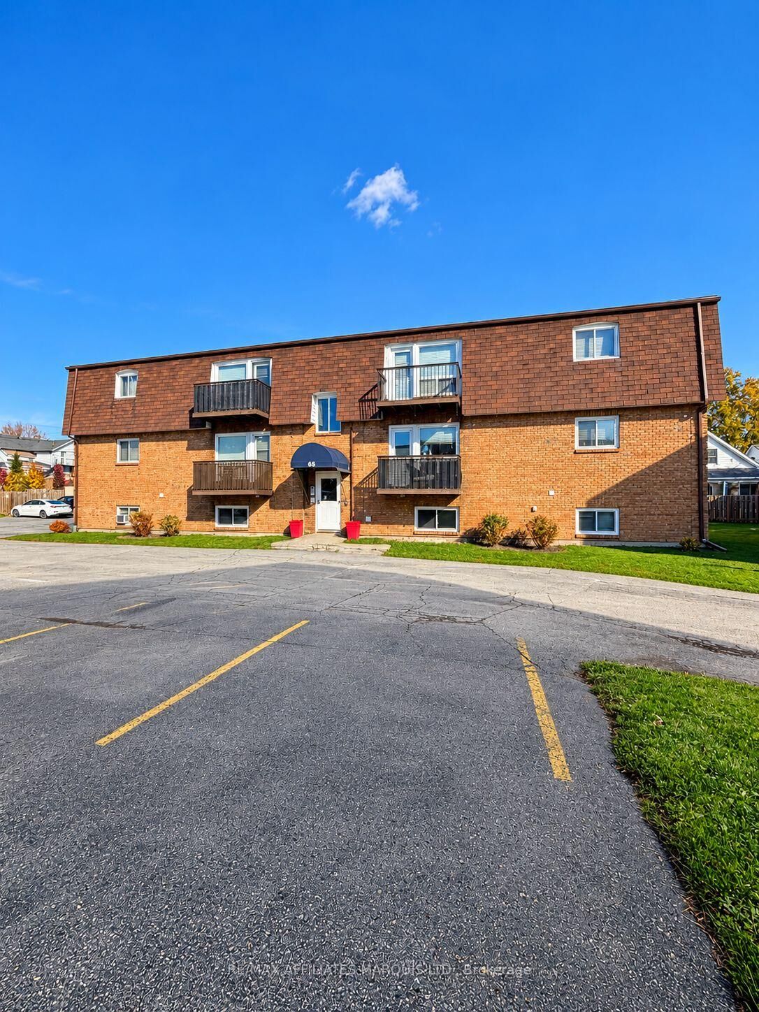 Property Photo: 65 Race Street 6 ON K6H 1G7