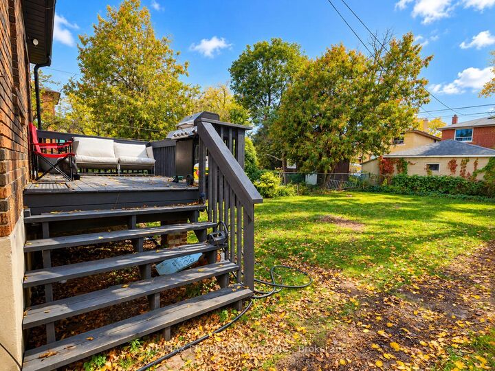 Property Photo:  5 Twentieth Street Unit A  ON M8V 3L5 