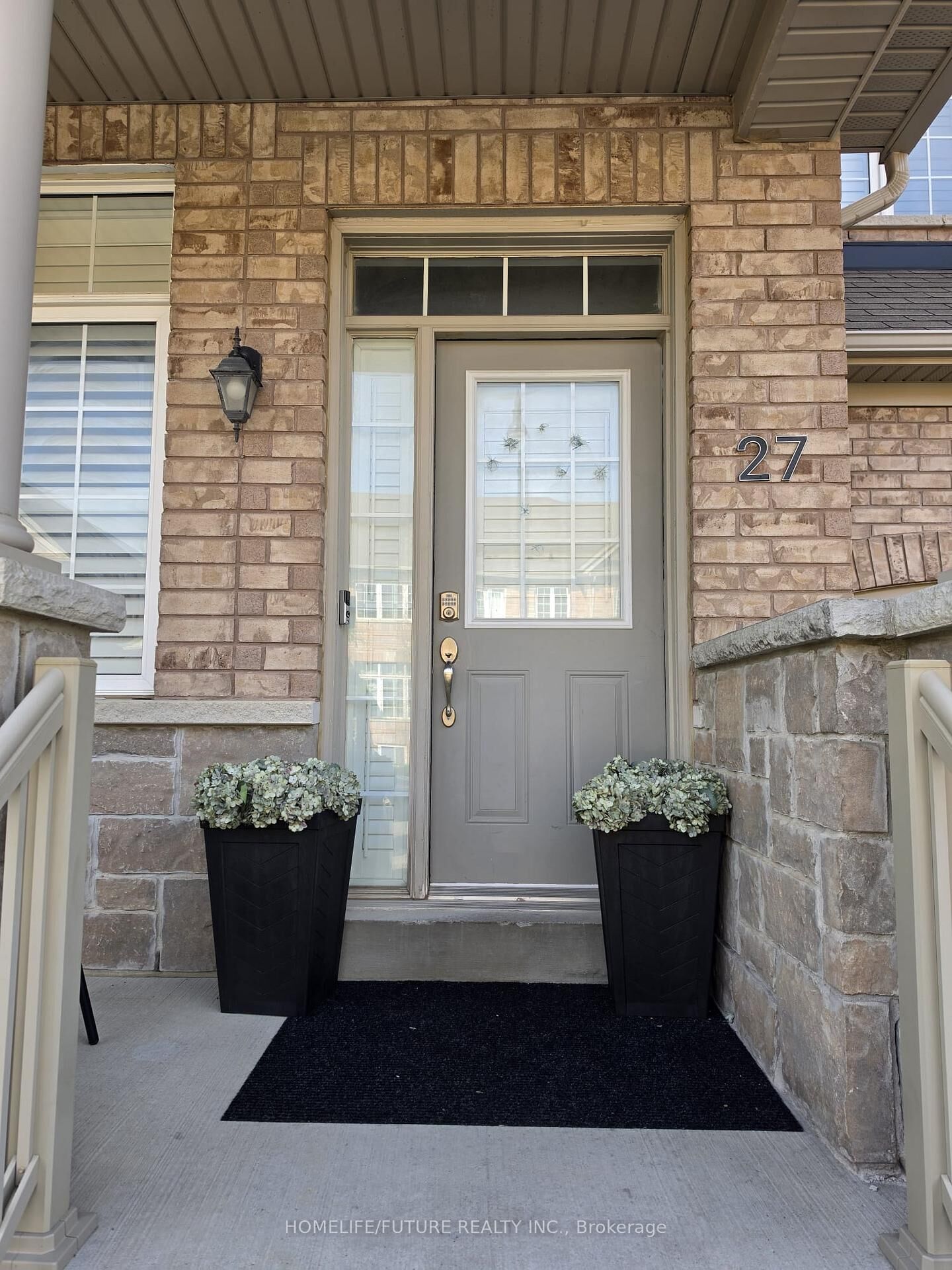 Property Photo:  27 Saint Dennis Road  ON L6R 3W7 