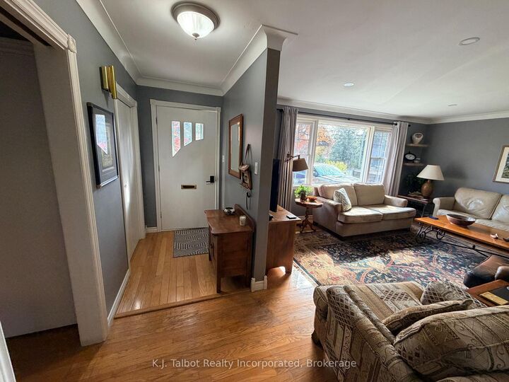 Property Photo:  35 Napier Street  ON N7A 1W2 
