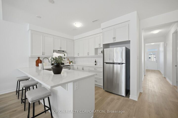 Photo de la propriété: 711 Sargeant Place ON L9S 0S9