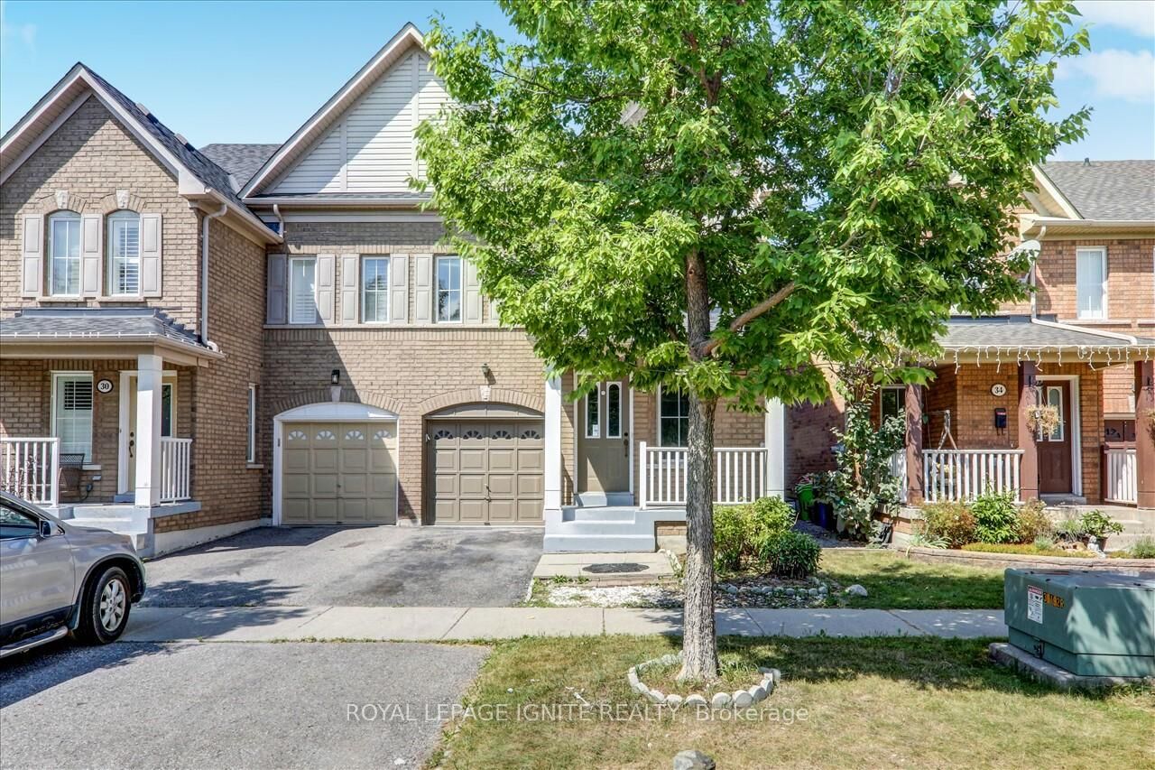Property Photo:  32 Tansley Crescent  ON L1Z 1Y3 