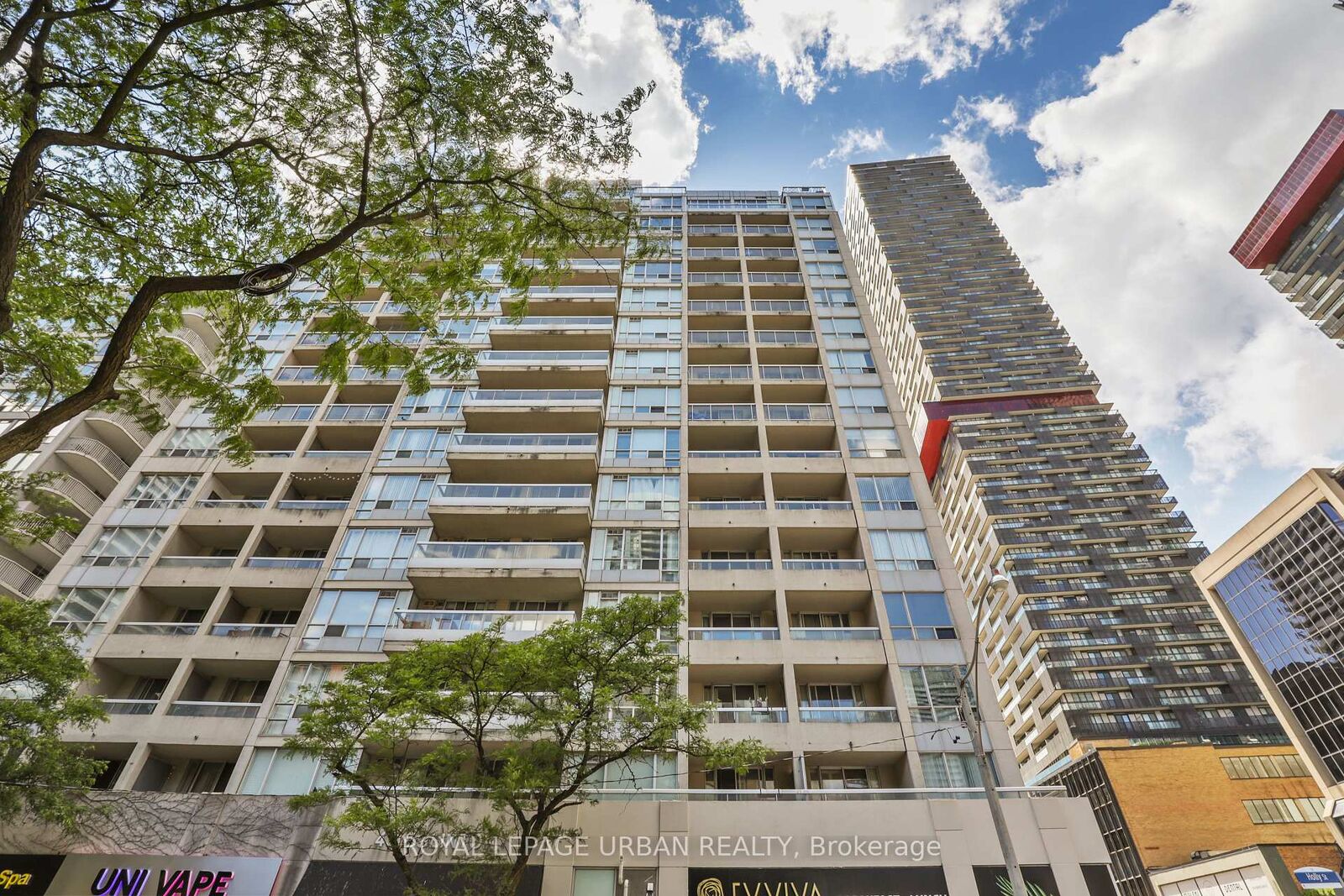 Property Photo:  43 Eglinton Avenue E 506  ON M4P 1A2 