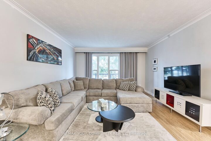 Property Photo:  156 Overbrook Place 2  ON M3H 4P9 