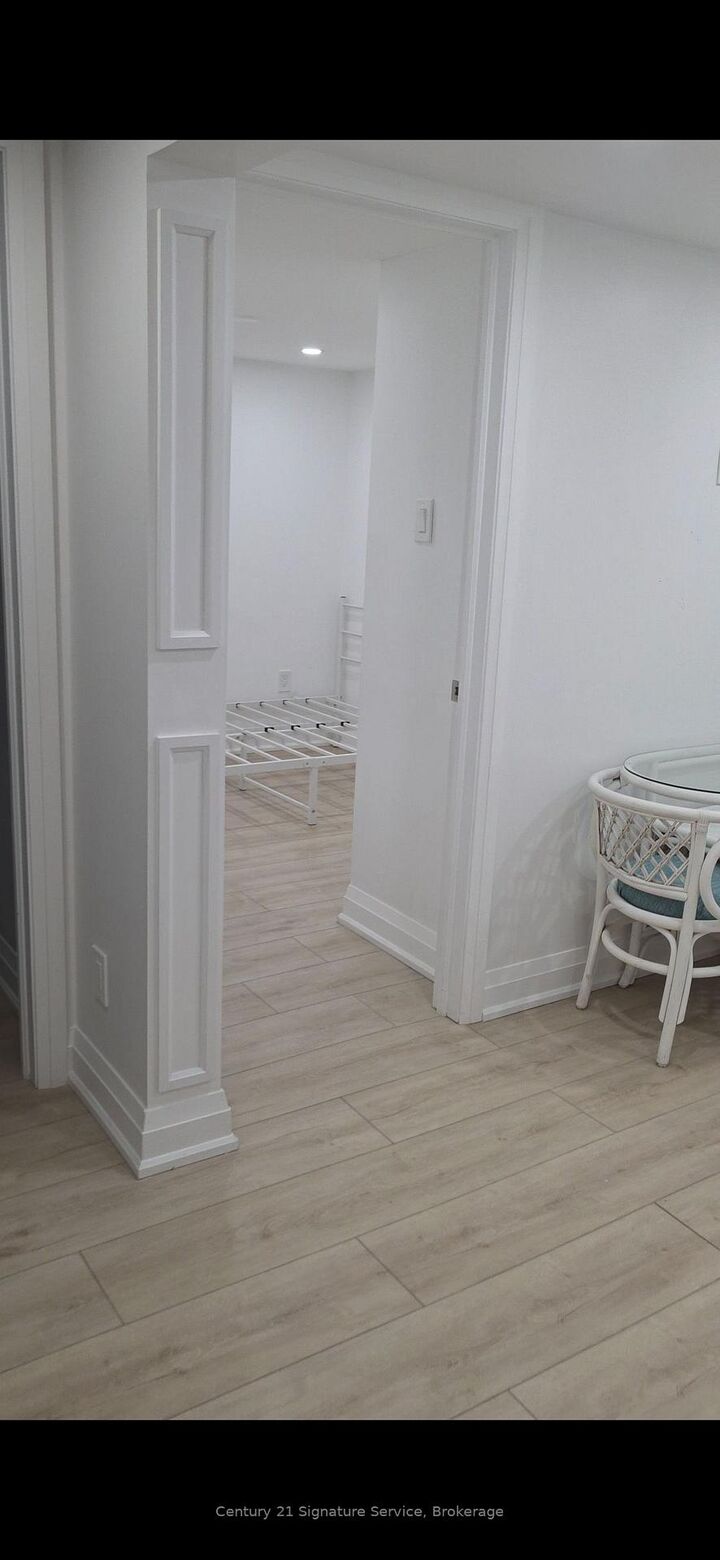 Property Photo:  223 Hickling Trail Basement  ON L4M 5W6 