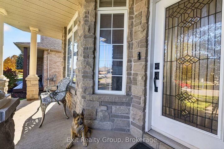 Property Photo:  12 Huron Lane  ON K8N 5X5 