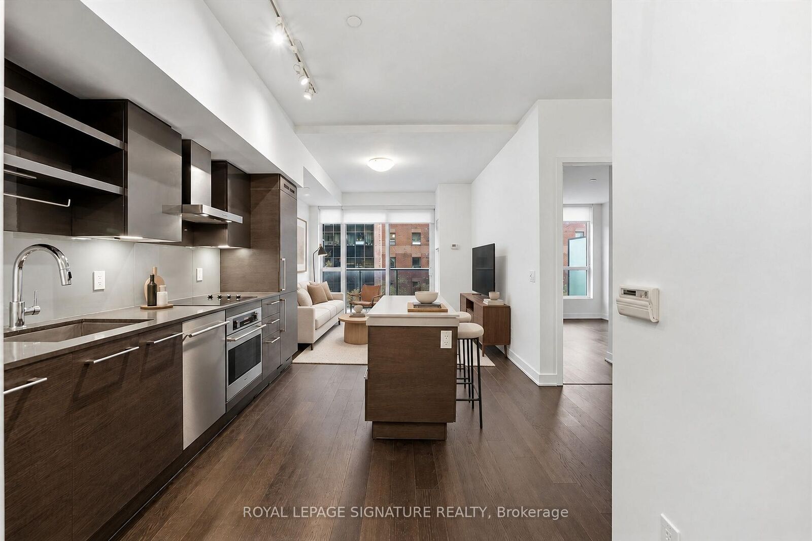 Property Photo:  1030 King Street W 407  ON M6K 0B4 