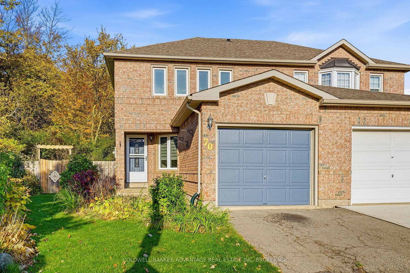 Property Photo:  70 Jefferson Court W  ON L3C 7G5 