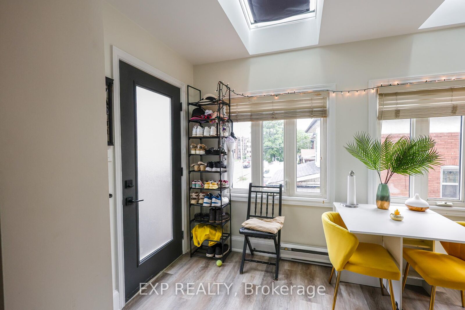 Property Photo: 111 Balsam Avenue S Upper ON L8M 3B4