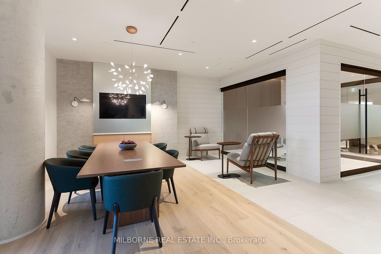 Property Photo:  5 Defries Street Th11  ON M5A 0W7 