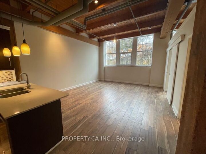 Property Photo:  543 Timothy Street 103  ON L3Y 1R1 