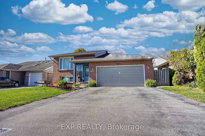 Property Photo:  6251 Sherri Avenue  ON L2H 2W7 