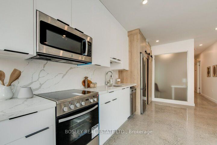 Property Photo:  41 River Street 33  ON M5A 3P1 
