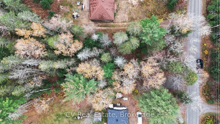 Property Photo: 536 Balsam Chutes Road ON P0B 1L0