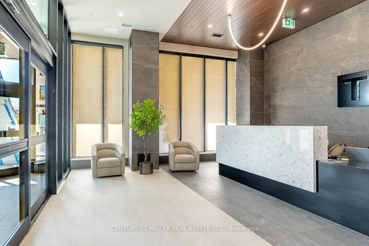 Property Photo:  30 Francis Street S 1704  ON N2G 0H1 