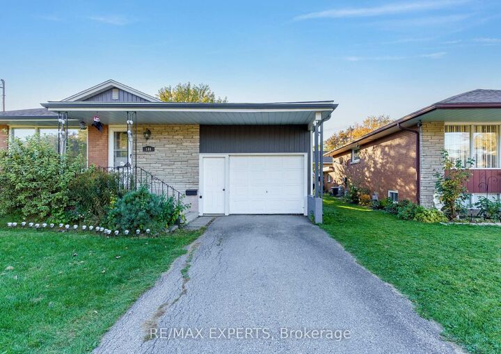 Property Photo:  144 Elm Street Main  ON L3K 4N4 