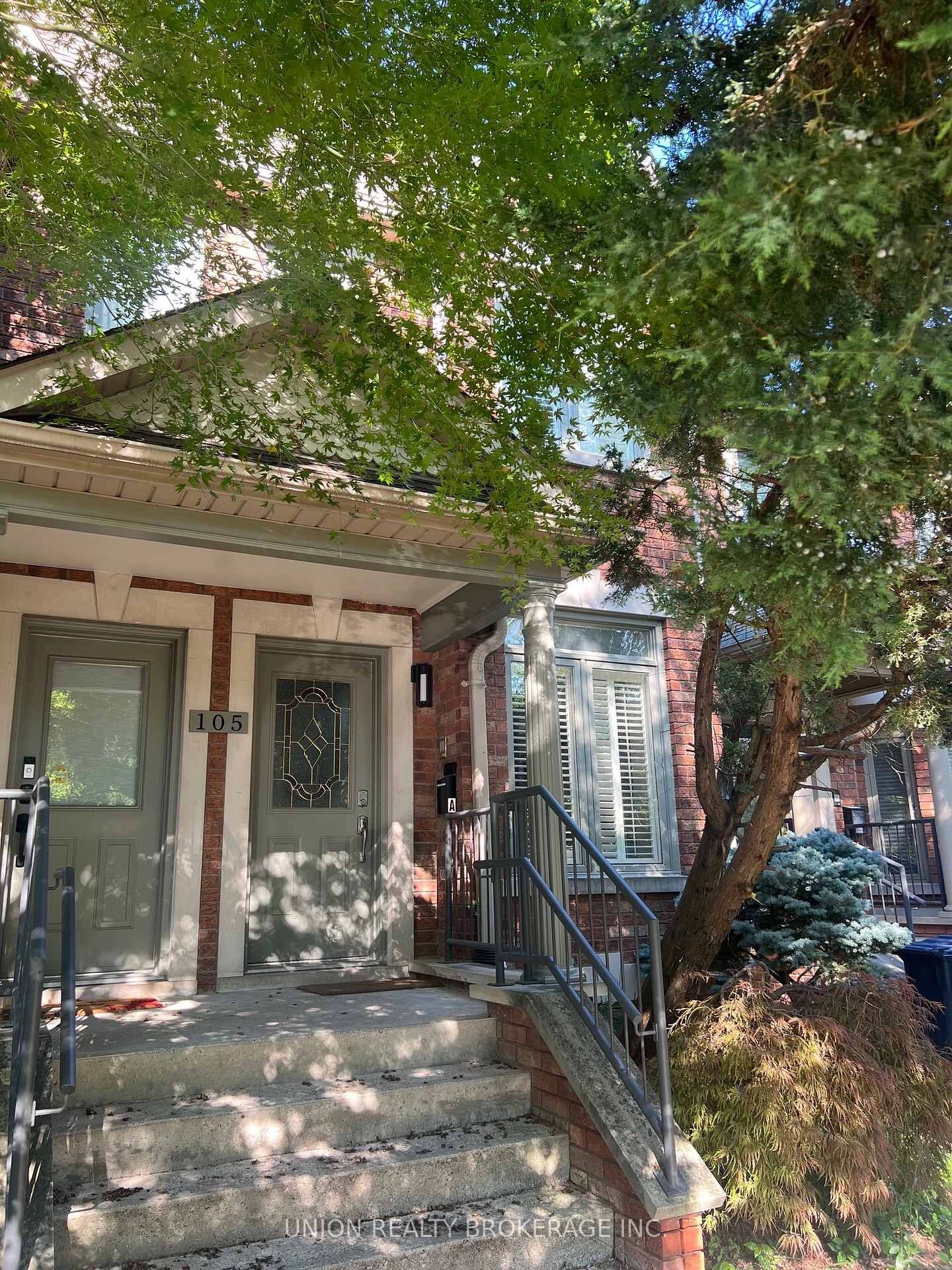 Property Photo:  105A Gough Avenue Lower  ON M4K 3N9 