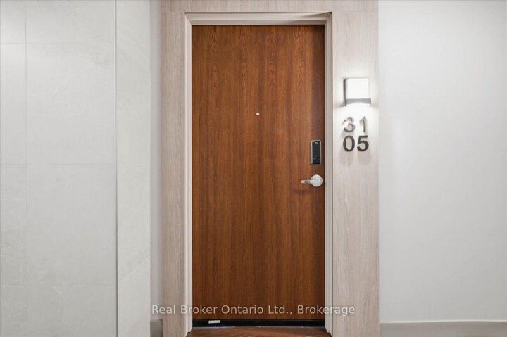 Property Photo: 30 Francis Street S 3105 ON N2G 0B5