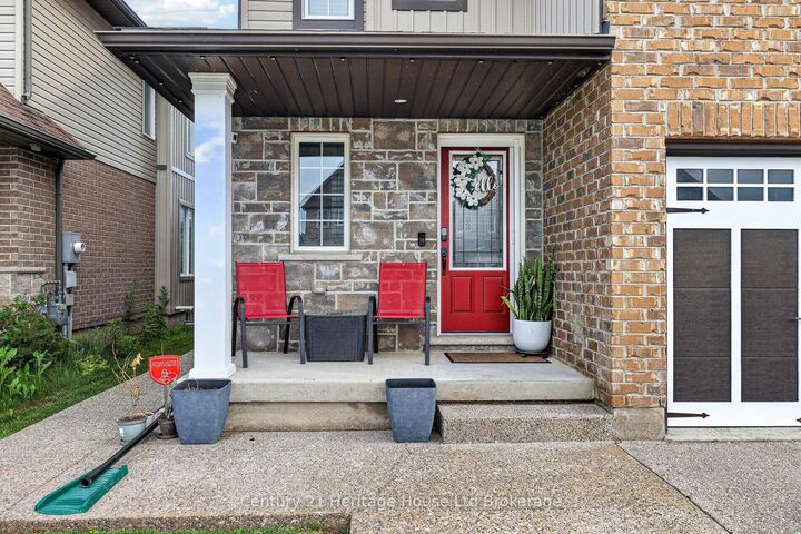 Property Photo:  1180 Caen Avenue  ON N4T 0G3 