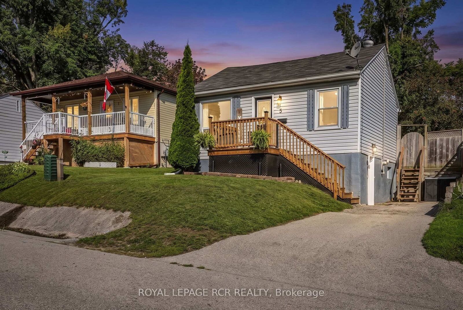Property Photo:  5 Argyle Avenue  ON L3V 2V5 