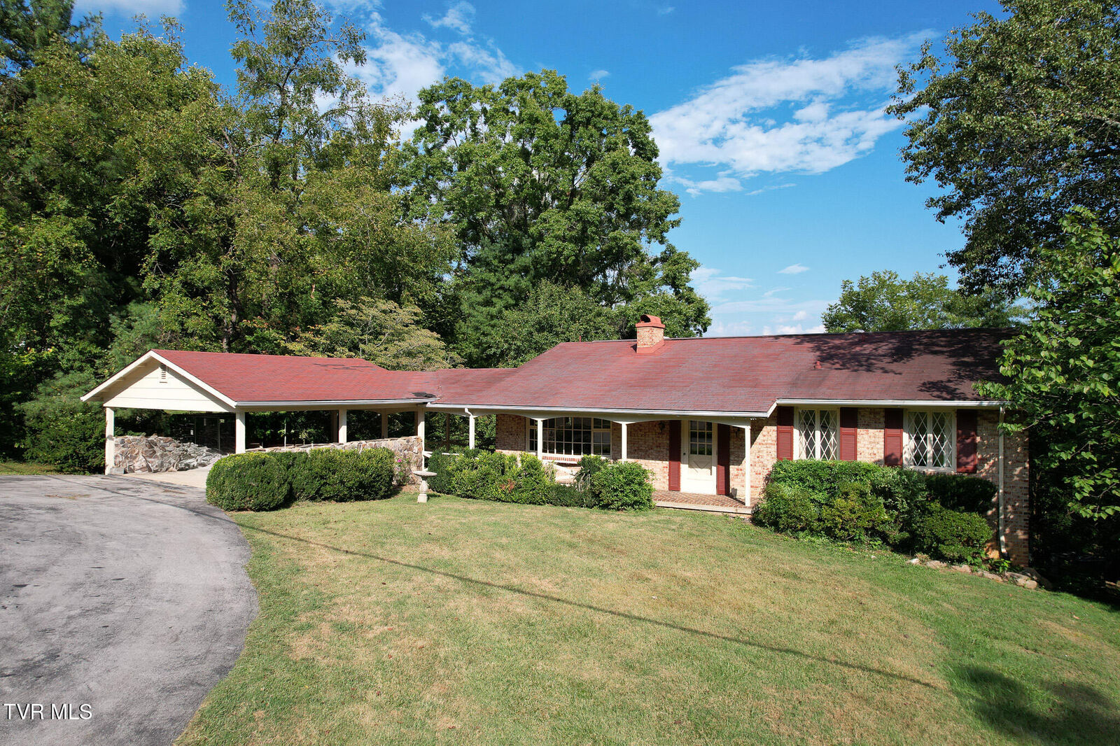 Property Photo:  413 South Main Street  TN 37743 