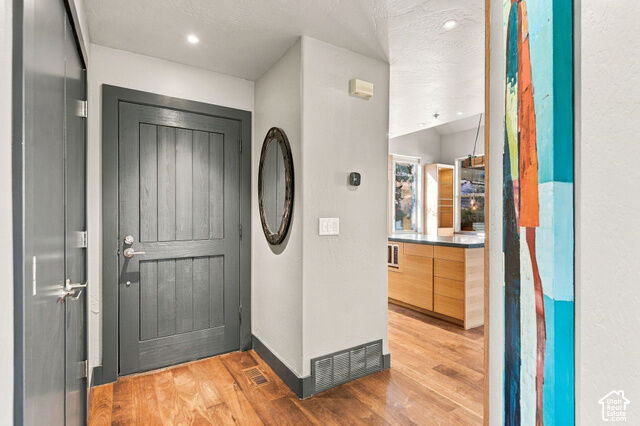 Property Photo:  5256 Cove Canyon Dr A  UT 84098 